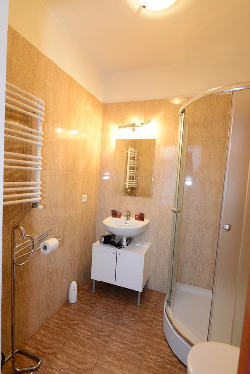 B&B Airport Modlin Nowy Dwor Mazowiecki Bilik gambar