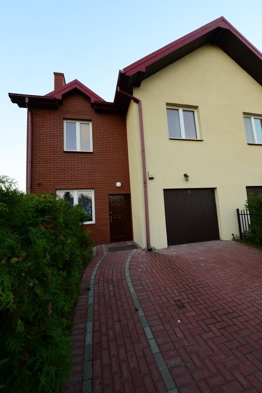 B&B Airport Modlin Nowy Dwor Mazowiecki Bilik gambar