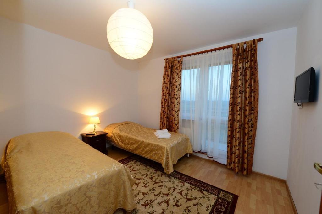 B&B Airport Modlin Nowy Dwor Mazowiecki Bilik gambar